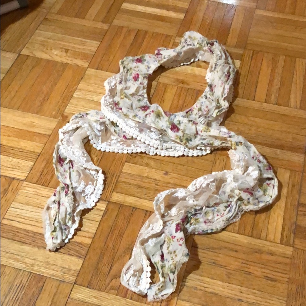 Lace Floral Scarf